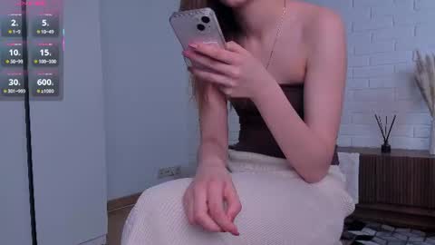Ann online show from June 11, 9:57 pm