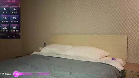 Snapshot of excited_kristi chatting on October 23, 9:52 am excited kristi online show from October 23, 9:52 am