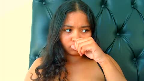 courtney online show from July 24, 8:01 am