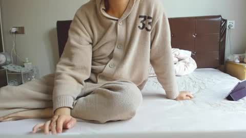 Snapshot of exhibitionism44 chatting on January 6, 4:58 am exhibitionism44 online show from January 6, 4:58 am