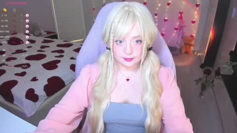 Snapshot of exhoneyangel chatting on February 4, 8:56 am Amy online show from February 4, 8:56 am