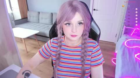 Snapshot of exhoneyangel chatting on October 16, 10:38 am Amy online show from October 16, 10:38 am