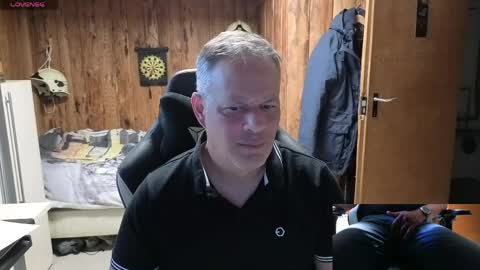 Snapshot of exibe1219 chatting on April 23, 1:46 pm exibe1219 online show from April 23, 1:46 pm