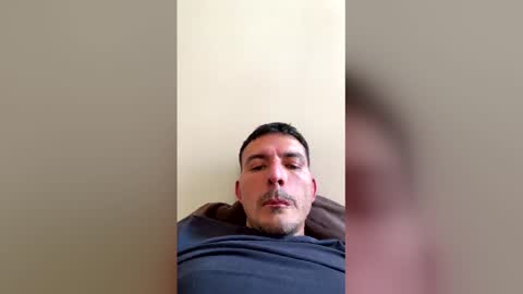 exitoalejo88 online show from March 15, 8:37 pm