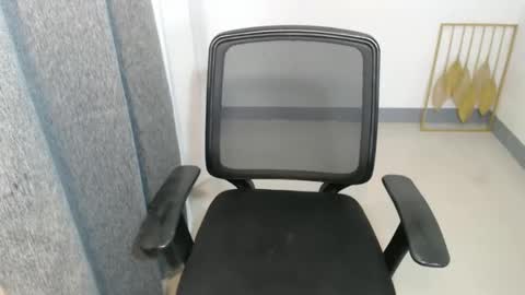 exotic_abby69 online show from October 14, 8:59 am