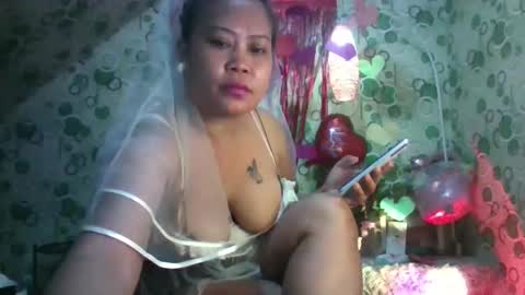 Snapshot of exoticapril01 chatting on February 17, 10:05 pm exoticapril01 online show from February 17, 10:05 pm