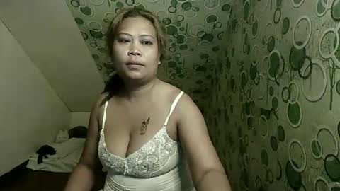 Snapshot of exoticapril01 chatting on March 12, 5:52 pm exoticapril01 online show from March 12, 5:52 pm