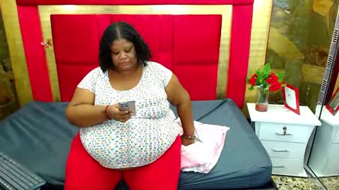 Snapshot of exoticbigmandx chatting on January 28, 8:26 pm Mandy online show from January 28, 8:26 pm