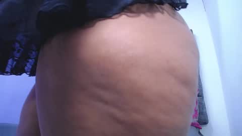 Snapshot of exoticdollxxx chatting on December 5, 2:53 am ExoticDollXXX online show from December 5, 2:53 am