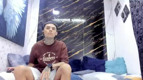 exotichot_couple online show from June 19, 9:18 pm