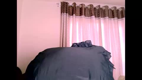 Snapshot of exoticindian37 chatting on December 22, 8:55 am exoticindian37 online show from December 22, 8:55 am