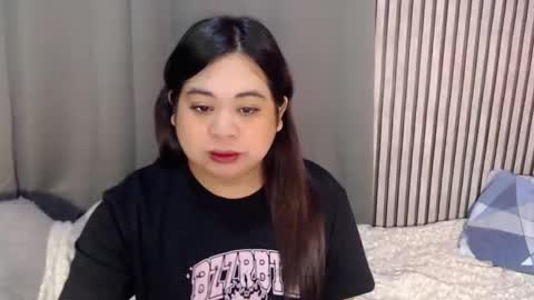 Snapshot of exoticpinayx chatting on September 21, 1:18 am SHANTAL MARIE online show from September 21, 1:18 am