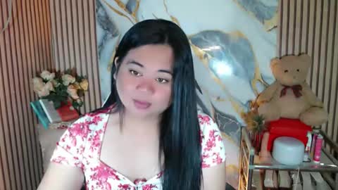 SHANTAL MARIE online show from May 3, 3:23 am