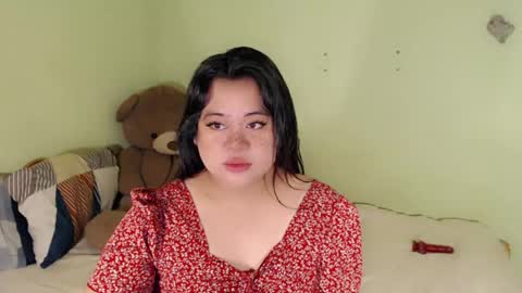 SHANTAL MARIE online show from June 18, 10:30 am