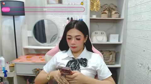 Snapshot of exotictssavie chatting on October 23, 2:44 am exotictssavie online show from October 23, 2:44 am