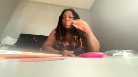 exotiiccmonroe1 online show from February 16, 7:54 pm