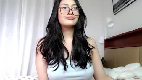 Candy  online show from February 28, 12:00 am