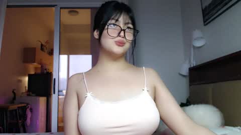 Candy  online show from March 26, 9:37 am