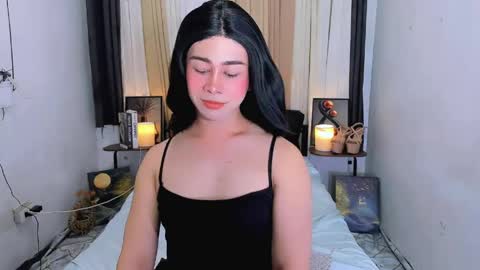 expensive_elise online show from June 6, 3:39 pm