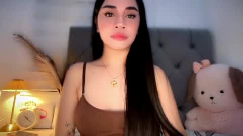 chloee online show from April 27, 10:57 am