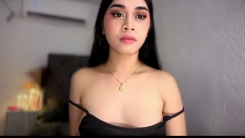 chloee online show from July 2, 4:24 pm