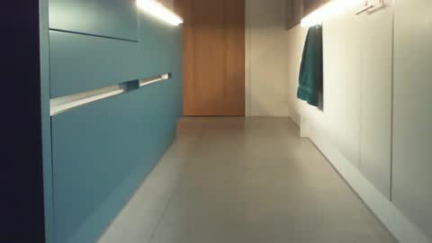 Snapshot of exquisite_elise chatting on December 19, 7:29 pm Elise online show from December 19, 7:29 pm