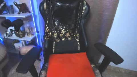 Snapshot of exquisite_gabe chatting on December 19, 8:23 pm GABRIEL online show from December 19, 8:23 pm