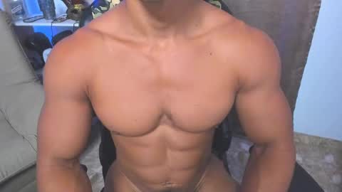 Snapshot of exquisite_gabe chatting on February 13, 10:33 pm GABRIEL online show from February 13, 10:33 pm