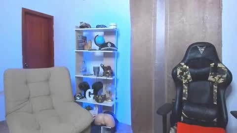 Snapshot of exquisite_gabe chatting on March 12, 2:09 am GABRIEL online show from March 12, 2:09 am