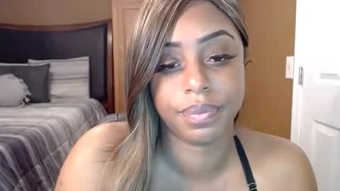 exstacybanks online show from October 9, 3:21 pm