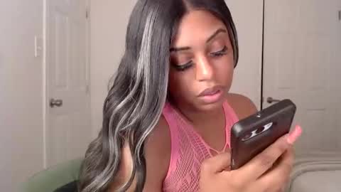 exstacybanks online show from November 19, 4:34 am