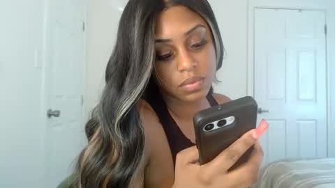 exstacybanks online show from November 30, 8:13 pm