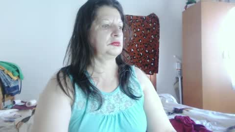 ExtasyMature online show from June 25, 5:56 am