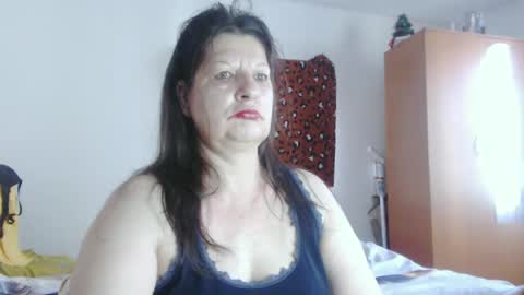 ExtasyMature online show from June 29, 5:25 am