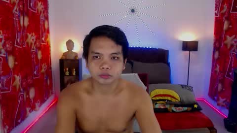 JOHNDAVE online show from December 17, 1:06 pm