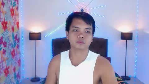 JOHNDAVE online show from February 20, 1:55 pm