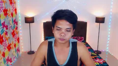 JOHNDAVE online show from February 26, 5:56 pm