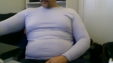 derssing online show from February 28, 8:26 am