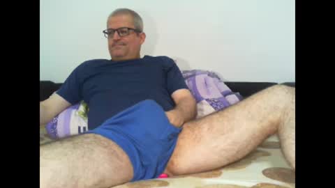 Snapshot of eyes12 chatting on May 4, 5:03 am GEORGE online show from May 4, 5:03 am