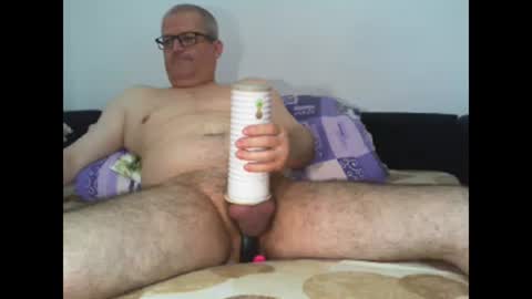Snapshot of eyes12 chatting on May 23, 5:45 am GEORGE online show from May 23, 5:45 am