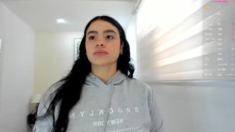 Snapshot of eyes_duque chatting on June 7, 4:11 pm online show from June 7, 4:11 pm