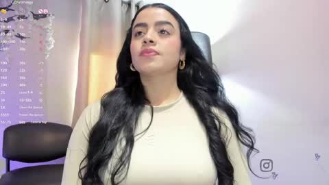 Snapshot of eyes_duque chatting on June 8, 5:24 pm online show from June 8, 5:24 pm