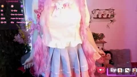 Snapshot of eymmy_24 chatting on February 14, 3:03 am eymmy_24 online show from February 14, 3:03 am