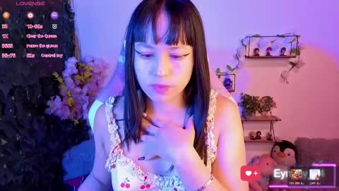 Snapshot of eymmy_24 chatting on February 25, 3:05 am eymmy_24 online show from February 25, 3:05 am