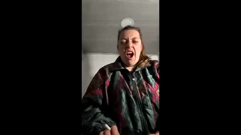 Aimee online show from June 8, 1:39 am
