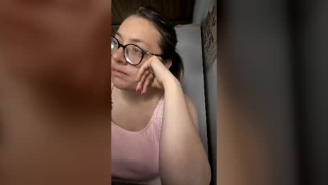 Aimee online show from July 14, 6:35 pm