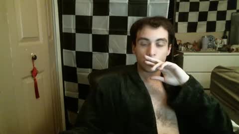 Ezra Naamah online show from January 21, 1:39 am