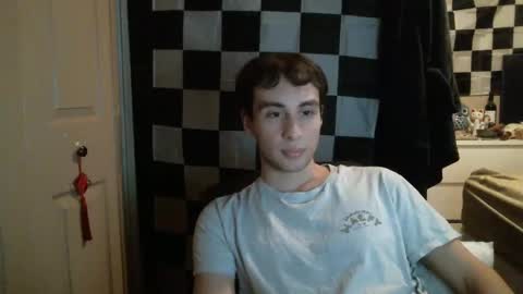 Ezra Naamah online show from January 24, 2:49 am