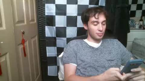 Ezra Naamah online show from February 21, 9:43 pm