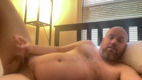 ezrandomguy online show from June 18, 1:26 pm
